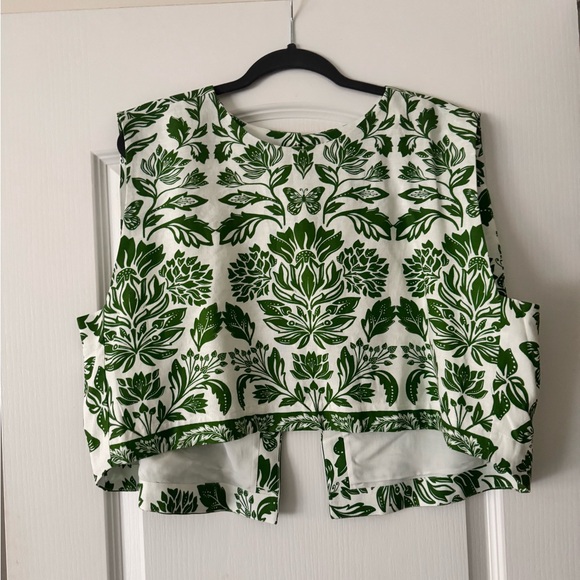 FARM Rio Tops - FARM Rio Green Botanical Crop Top NWT